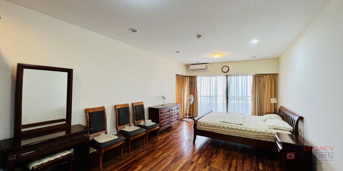 Krisada Cliff and Beach, Sattahip, Chonburi, 2 Bedrooms Bedrooms, ,2 BathroomsBathrooms,Condo,Sale,Krisada Cliff & Park Condo,Krisada Cliff and Beach,23,1141