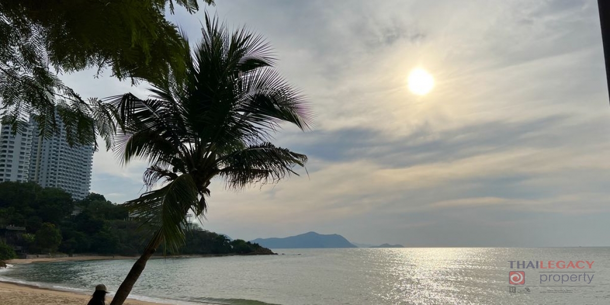 Krisada Cliff and Beach, Sattahip, Chonburi, 2 Bedrooms Bedrooms, ,2 BathroomsBathrooms,Condo,Sale,Krisada Cliff & Park Condo,Krisada Cliff and Beach,23,1141