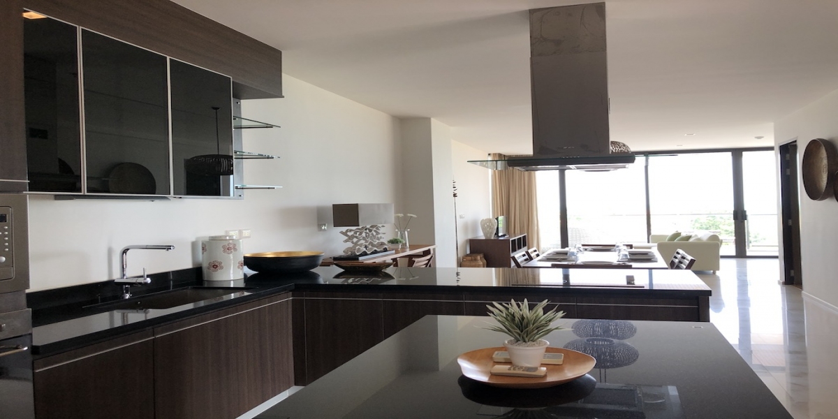 Rayong, 2 Bedrooms Bedrooms, ,2 BathroomsBathrooms,Condo,Sale,Oriental Beach ,1157