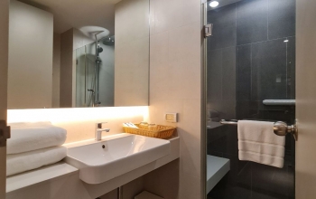 Bayphere Premier Suite, Pattaya City, Bang Lamung, Chonburi, ,1 BathroomBathrooms,Condo,Sale,Bayphere Premier Suite,Bayphere Premier Suite,4,1561